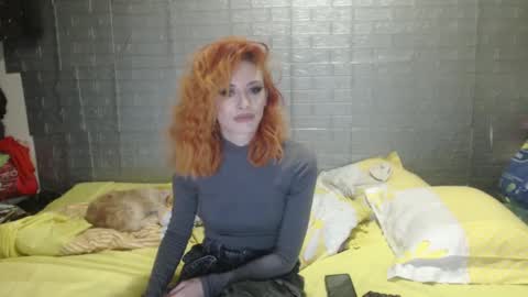 Emmily000 online show from January 1, 3:02 am