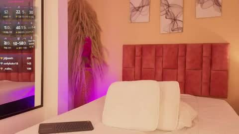 emmy_danielss online show from May 13, 4:05 pm