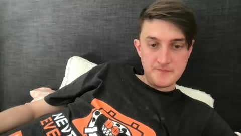 emotionalmotionsickness online show from January 7, 5:43 am