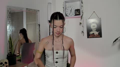 Emperatriz online show from December 27, 5:37 pm