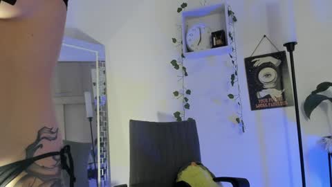 Emperatriz online show from January 7, 12:03 am