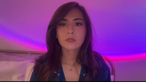 empressmonaa online show from August 5, 4:09 am