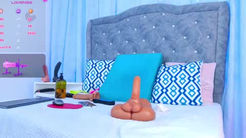 Emy online show from February 25, 3:20 pm