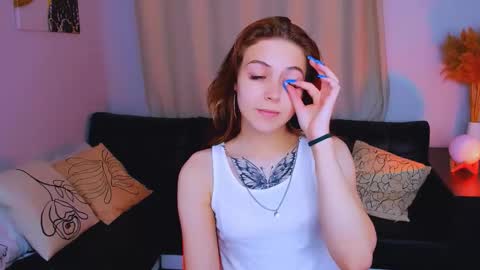 enchanted_bella online show from November 2, 1:55 pm