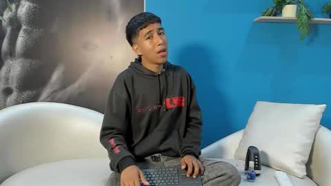 Ender online show from January 19, 1:54 pm