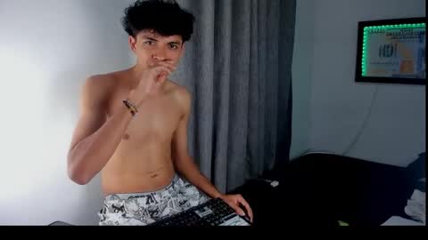 Salo online show from April 15, 7:58 pm