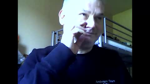 englishguysurrey online show from September 24, 9:05 am