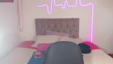 Enma Rojas online show from December 16, 1:43 pm