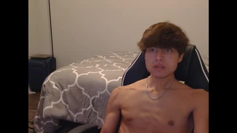 Snapshot of eprahsdahc chatting on October 15, 4:49 am eprahsdahc online show from October 15, 4:49 am