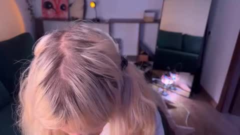 Alissa online show from October 12, 11:36 am