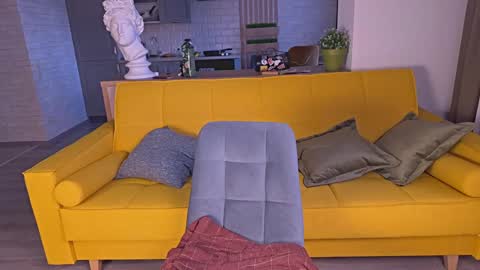 Alissa online show from January 5, 12:10 pm