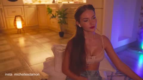 Ana Marie online show from October 22, 1:09 am