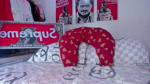 Tht BOSS Eren online show from December 22, 1:56 am