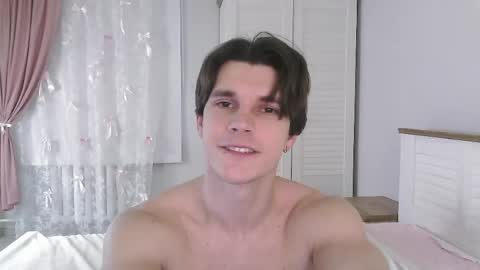 Eric Crush online show from March 9, 4:06 am