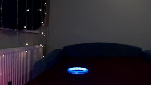 Erica online show from February 19, 2:33 pm