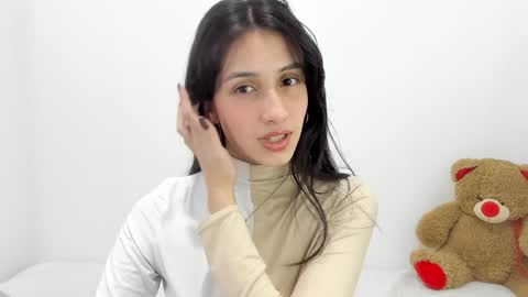 Snapshot of ericbana_ chatting on February 7, 3:55 am Dayanna online show from February 7, 3:55 am