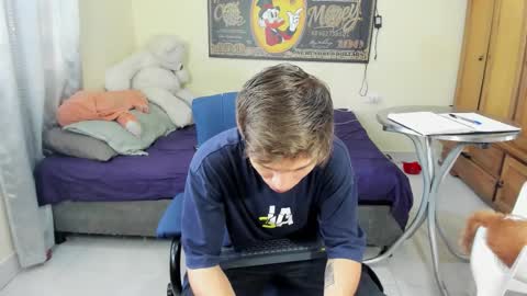 erick_de_rossee online show from October 24, 4:08 pm