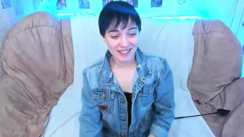 Ericka online show from January 7, 5:29 pm