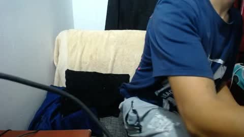 erickmaster07 online show from June 9, 7:41 am