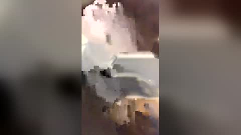 EricSwainn online show from April 18, 6:54 pm