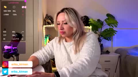 Snapshot of erika_kirman chatting on February 27, 4:10 pm Erika      online show from February 27, 4:10 pm