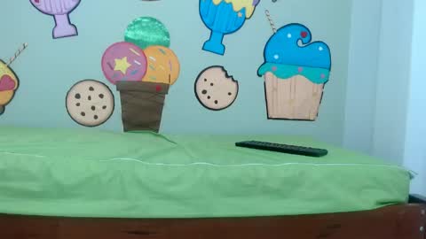 erika online show from May 31, 7:04 pm