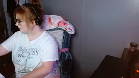 Erinlove online show from September 8, 2:16 pm