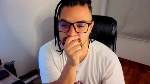 ernesto rodriguez 82 online show from March 26, 2:06 am