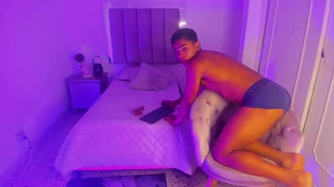 eros_wild online show from March 11, 2:53 am