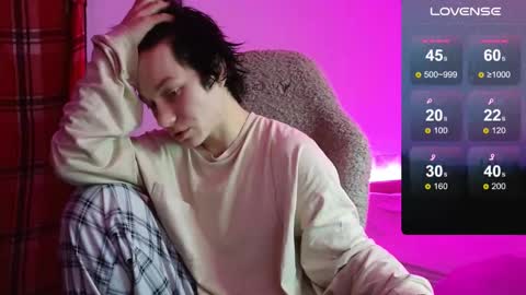 esajukyy online show from November 27, 4:25 pm