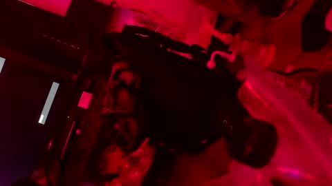 esc del online show from December 2, 7:44 pm