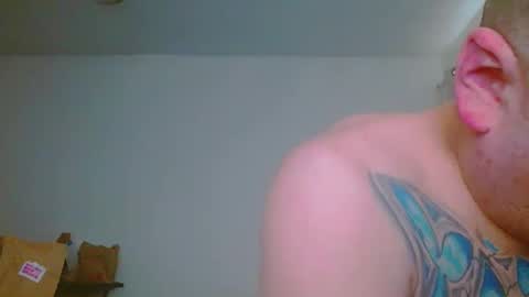 escodamus12 online show from January 7, 3:12 pm