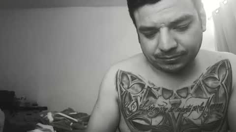 escodamus12 online show from March 2, 9:43 pm