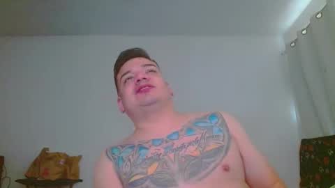 escodamus12 online show from January 7, 6:35 pm