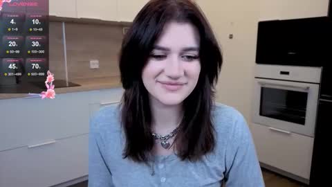 EshleGreen online show from November 30, 5:53 pm