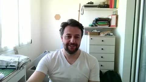 esibizionista 91 online show from March 30, 7:41 am