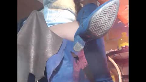 Eskela911 online show from February 23, 2:03 am