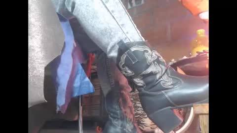 Eskela911 online show from March 9, 3:27 pm