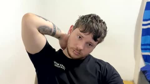 eskol212 online show from April 9, 3:39 pm