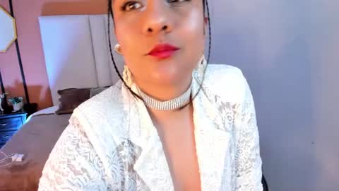 esmeralda_rose__ online show from June 27, 6:19 am
