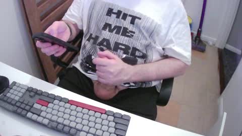 Morph online show from April 1, 7:33 pm