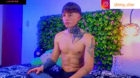 Esteban independent model online show from October 9, 9:09 pm
