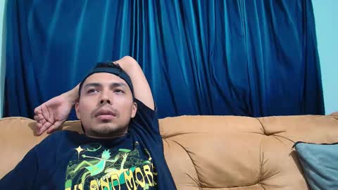 Esteban online show from December 22, 6:42 am