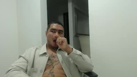 estebanmed92 online show from January 6, 11:09 pm