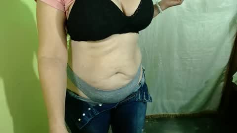  Marylin  online show from December 24, 9:00 pm