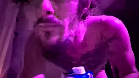 et528007 online show from December 21, 12:11 pm