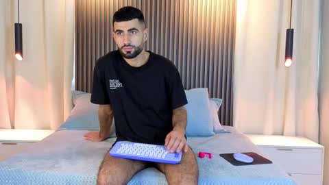 Ethan online show from February 2, 6:48 pm