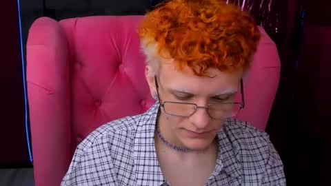 Ethan online show from December 21, 10:32 am