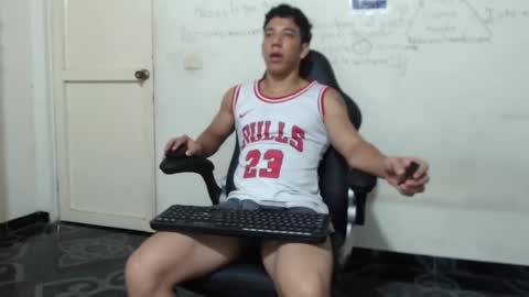 Ethan Noir online show from February 1, 8:44 am