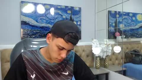 ethanx18 online show from June 4, 3:23 am